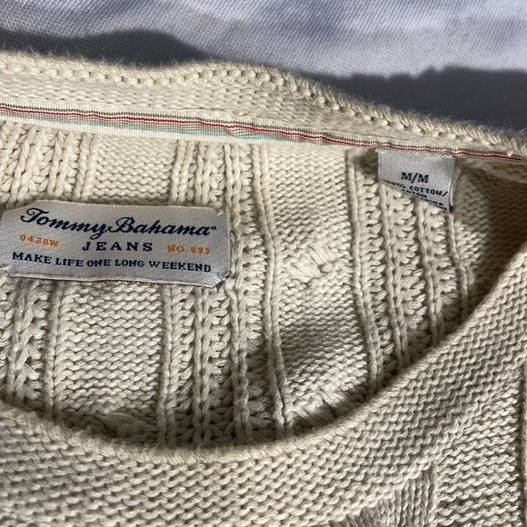 Tommy Bahama Men’s Light Beige 100% Cotton Cable Knit Sweater Size Medium - Picture 2 of 6